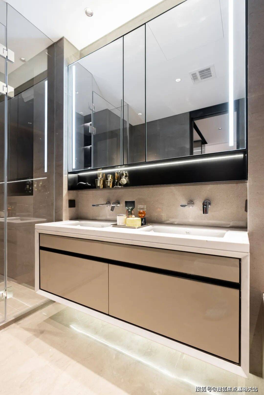 - 环境 户型价格地址楼盘详情配套电话交房时间配套电话交房时间瓦利棋牌2026年品尊国际(售楼处) 首页 -品尊国际销售中心(图33)